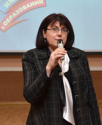 Паршукова Ирина Леонардовна Кандидат педагогических наук, доцент, преподавательГАОУ ВПО Ленинградскойобласти«ЛГУим. А.С.Пушкина» (Бокситогорскийинститут). ПостоянныйчленжюриВсероссийскогопрофессионального конкурса«ВоспитательгодаРоссии», аккредитованныйэксперт по надзору за соблюдением законодательстваРФ в области образования